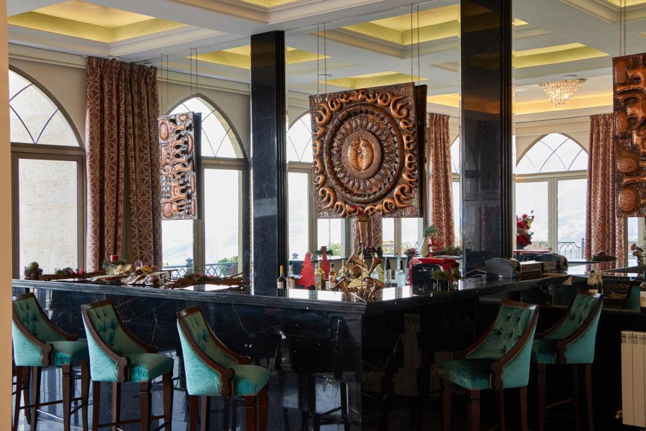 Cherry Blossom Boutique Hotel Bḩamdūn Eksteriør billede