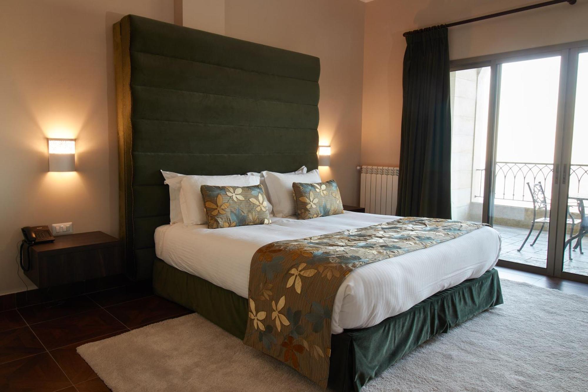 Cherry Blossom Boutique Hotel Bḩamdūn Eksteriør billede